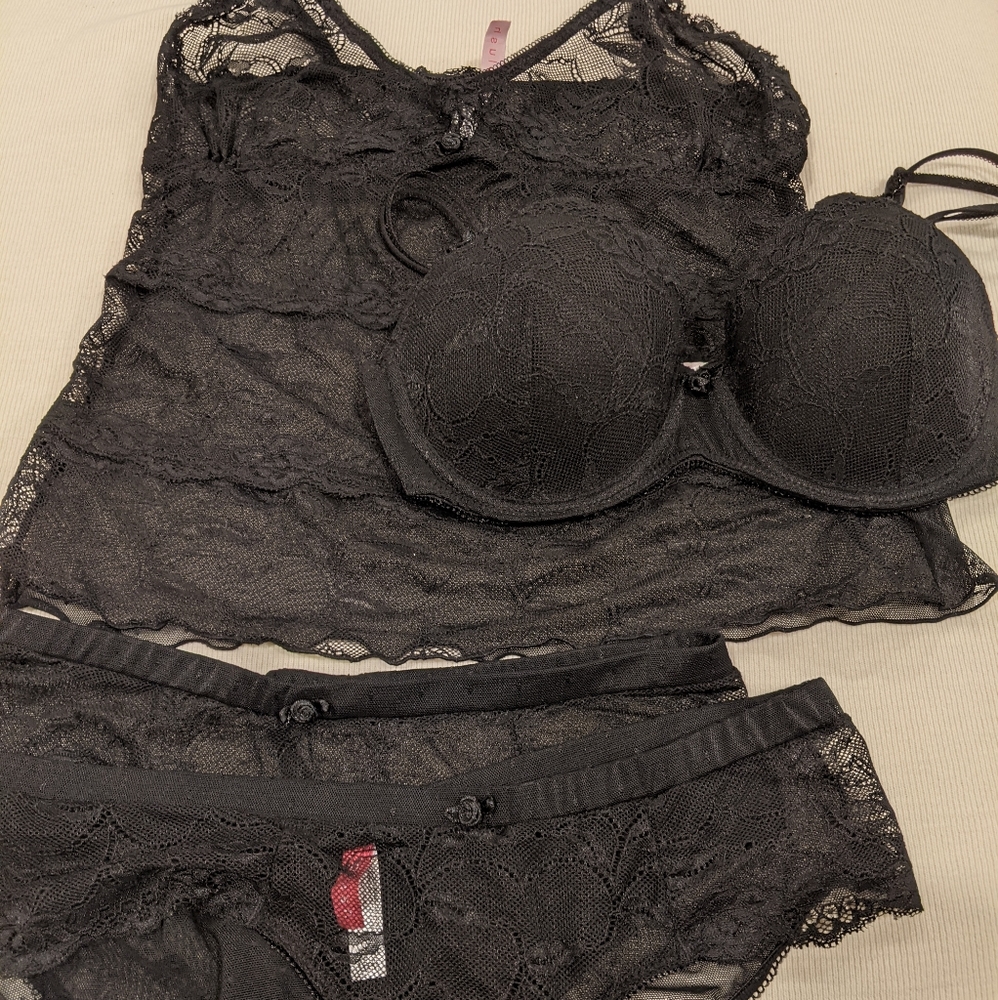 BOGO Blush Black Lace Bra 34C, Cami, & Bikinis Set